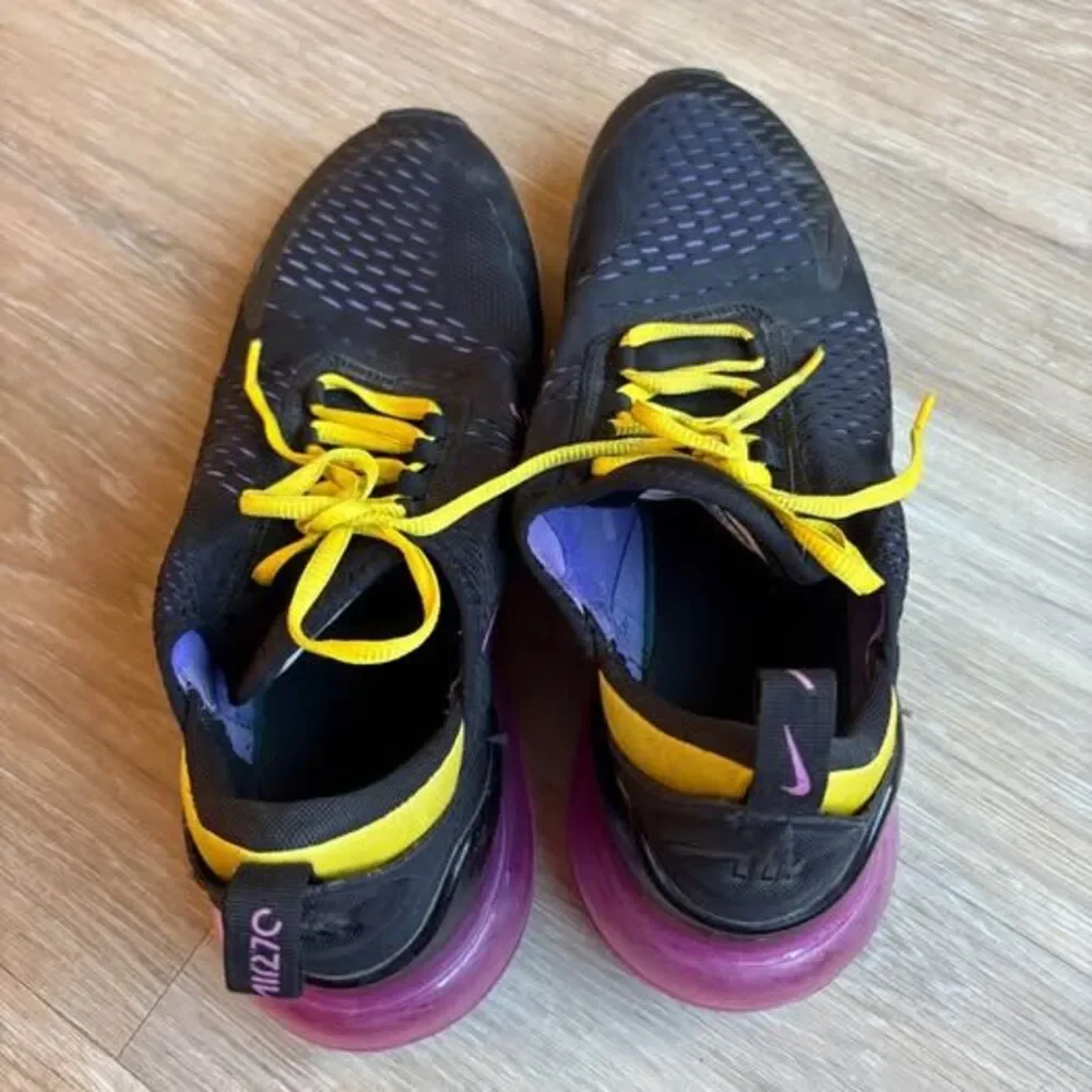 Nike Air Max 270 Size 10.5
